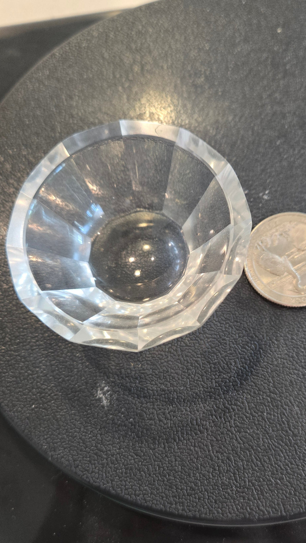 Small Cut crystal bowl or salt cellar.